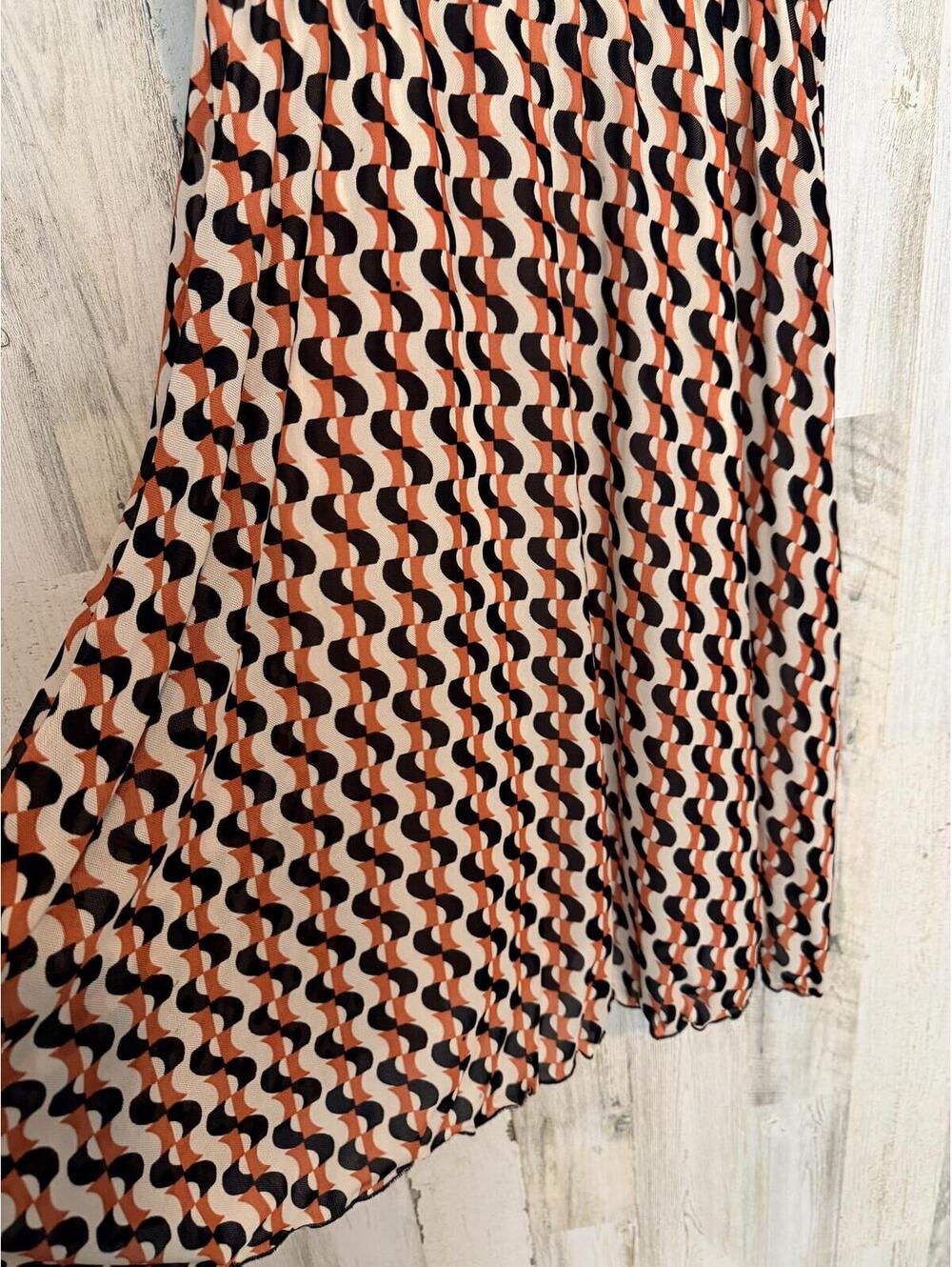 Max Studio Women's XS Dress Midi V-Neck Retro Print Empire Waist Orange Black - Picture 7 of 12